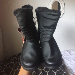 Black Weatherproof Boots